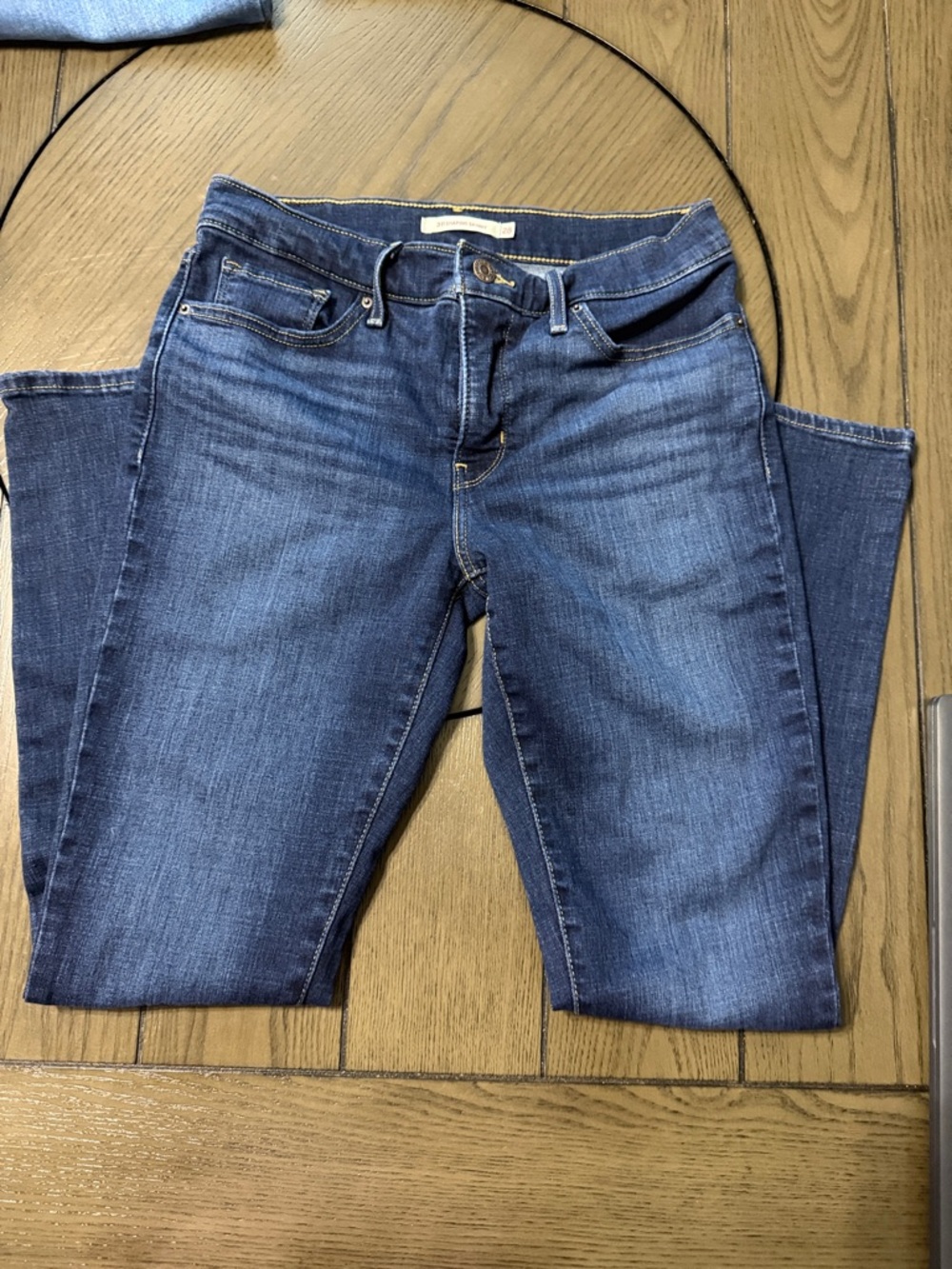 Levi’s Blue 311 Shaping Skinny Women's Stretch Denim Jeans! Like New! Size 28!